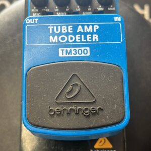 TUBE AMPLI BEHRINGER (usato)
